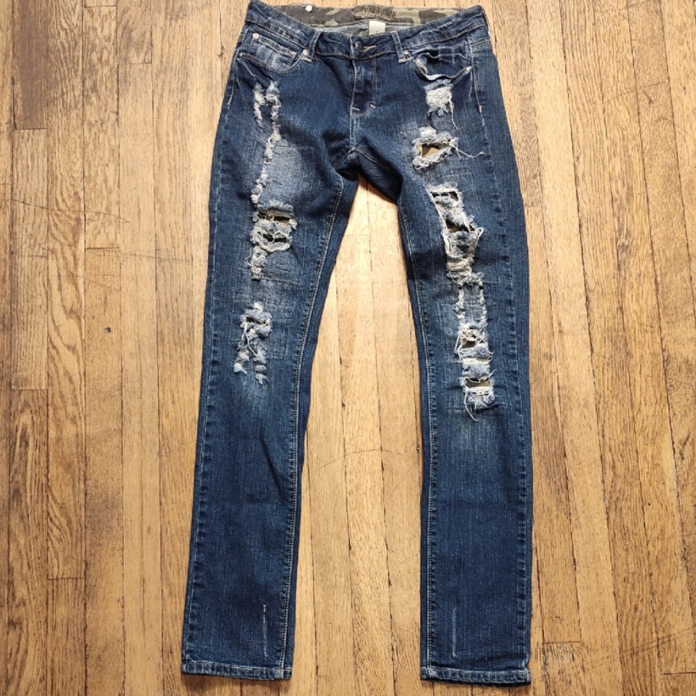 Red Rivet Jeans Size 7 Distressed Denim Blue With Camo Inside